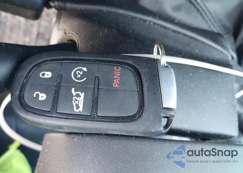 2019 Jeep Cherokee High Altitude 4X4 from USA, damaged, VIN 1C4PJMDX4KD363200